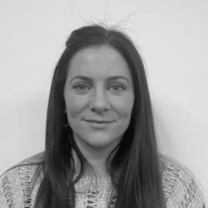 Kirsten-300x300